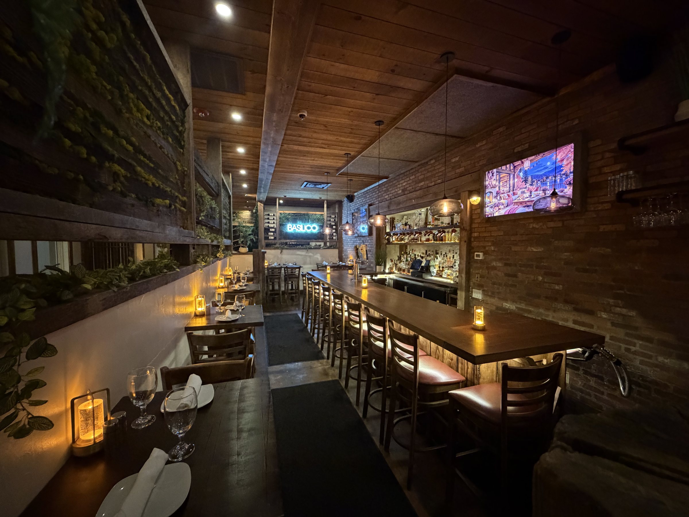 Basilico dining